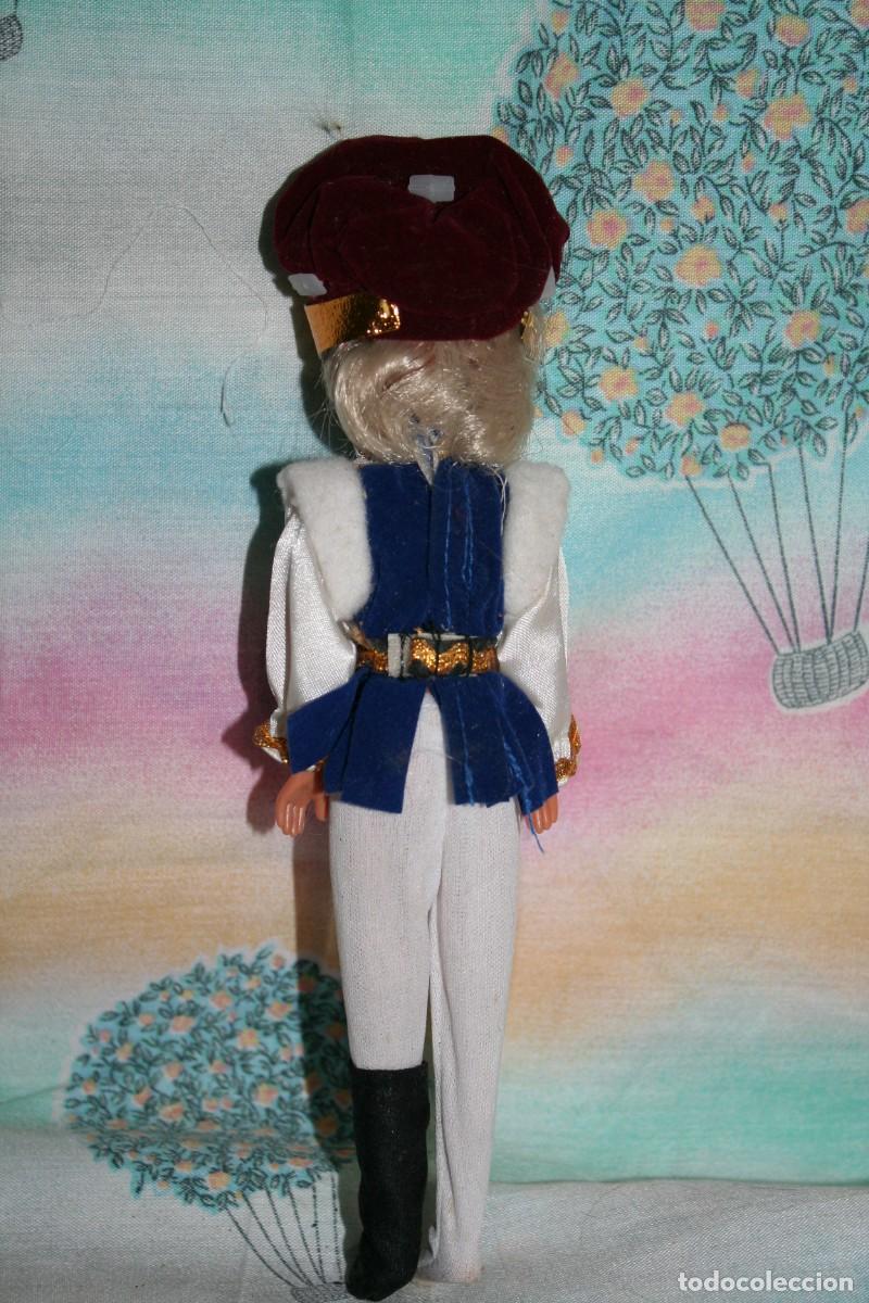 Barbie y Ken: mu&ntilde;eca mu&ntilde;eco principe princesa simba - Foto 6