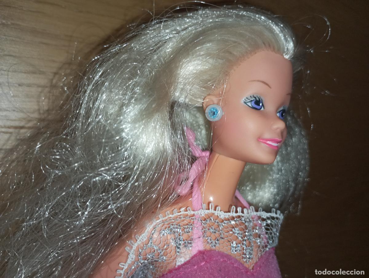 Barbie y Ken: Mu&ntilde;eca Barbie destellos magicos spain - Foto 2