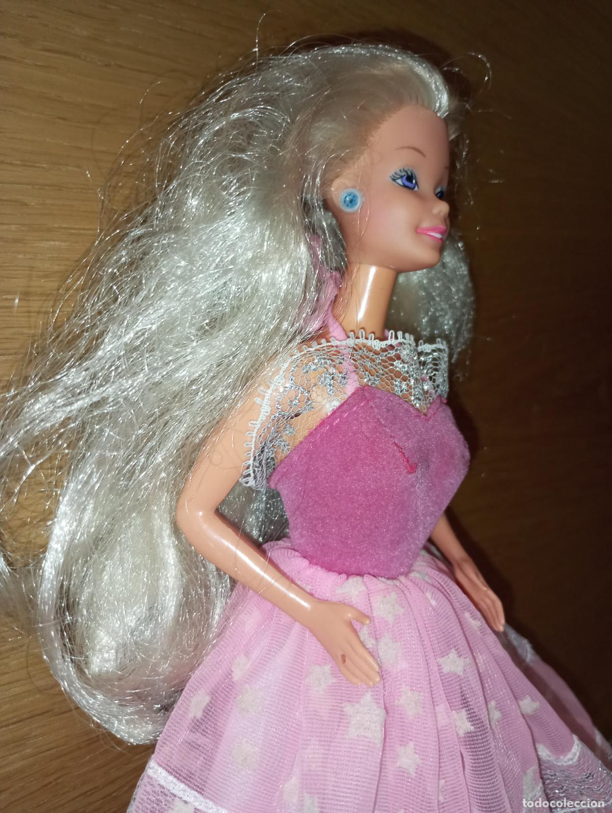 Barbie y Ken: Mu&ntilde;eca Barbie destellos magicos spain - Foto 6