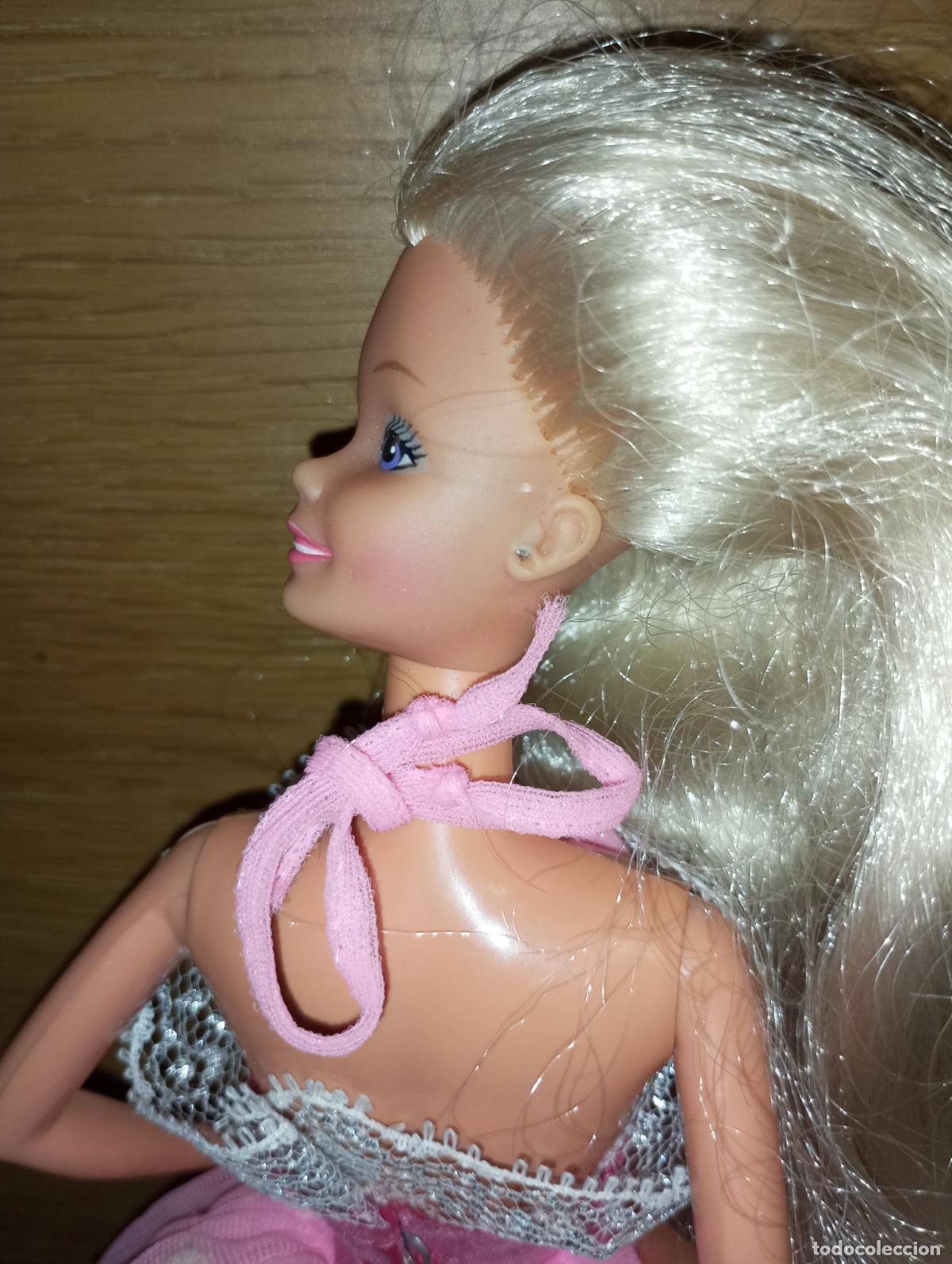 Barbie y Ken: Mu&ntilde;eca Barbie destellos magicos spain - Foto 14
