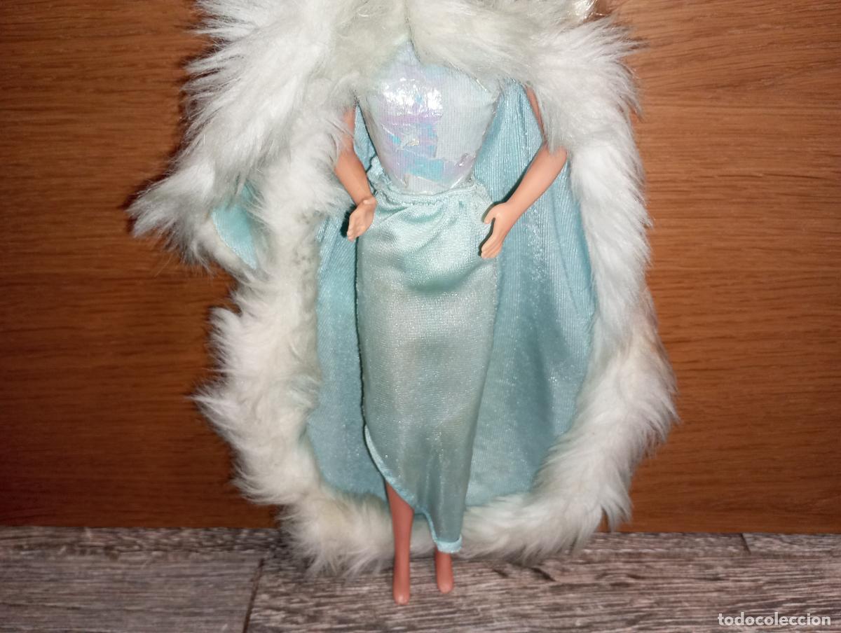 Barbie y Ken: Mu&ntilde;eca Barbie magic moves spain - Foto 2