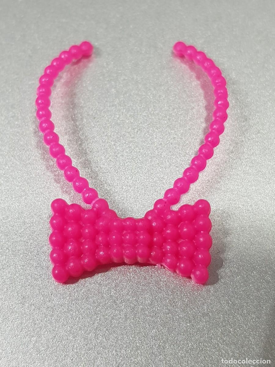 Barbie y Ken: Collar para mu&ntilde;eca barbie - Foto 1