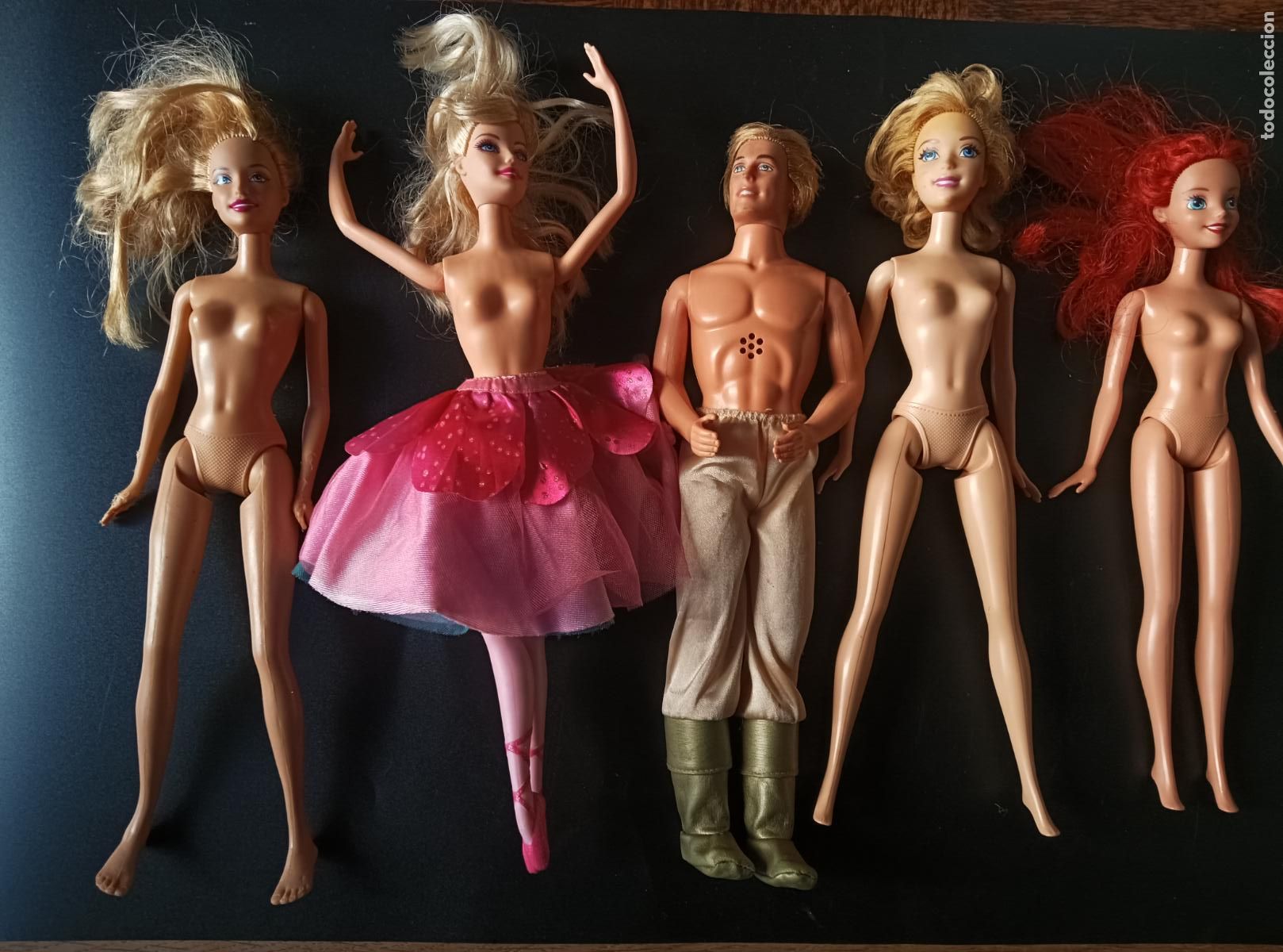 Barbie y Ken: LOTE DE 4 BARBIE & 1 KEN. - Foto 1
