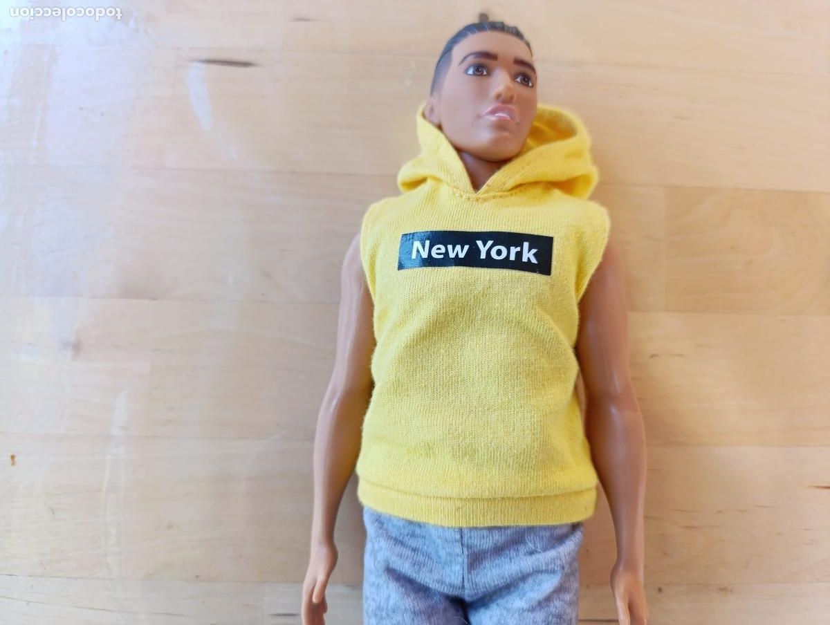 Barbie y Ken: Mu&ntilde;eco KEN 2018 mattel. - Foto 2