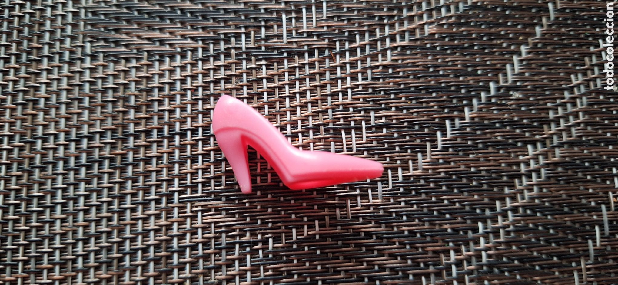 Barbie y Ken: zapato princesa disney tipo barbie - Foto 1