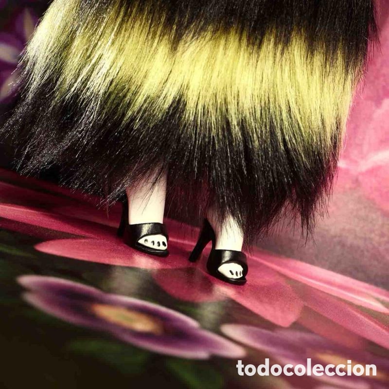 Barbie y Ken: Mu&ntilde;eca Barbie Bee Mark Ryden x Barbie - Foto 4