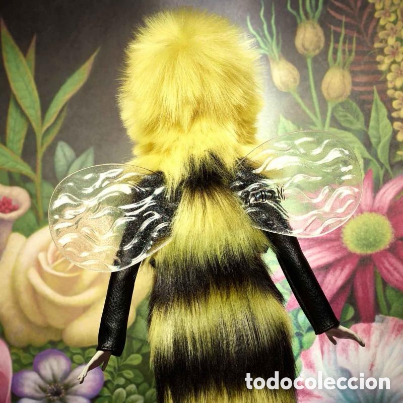 Barbie y Ken: Mu&ntilde;eca Barbie Bee Mark Ryden x Barbie - Foto 5