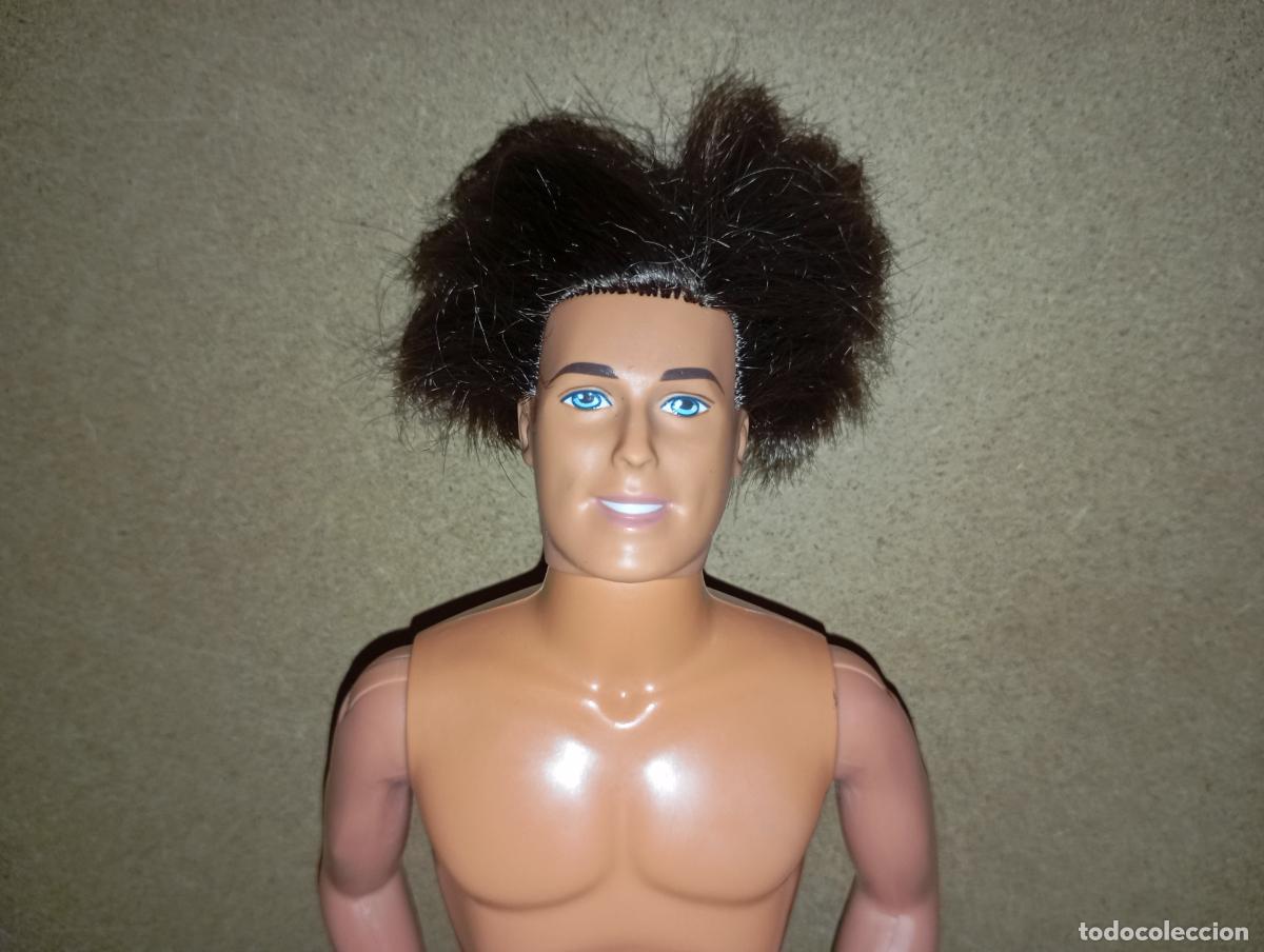 Barbie y Ken: mu&ntilde;eco ken con pelos - Foto 1