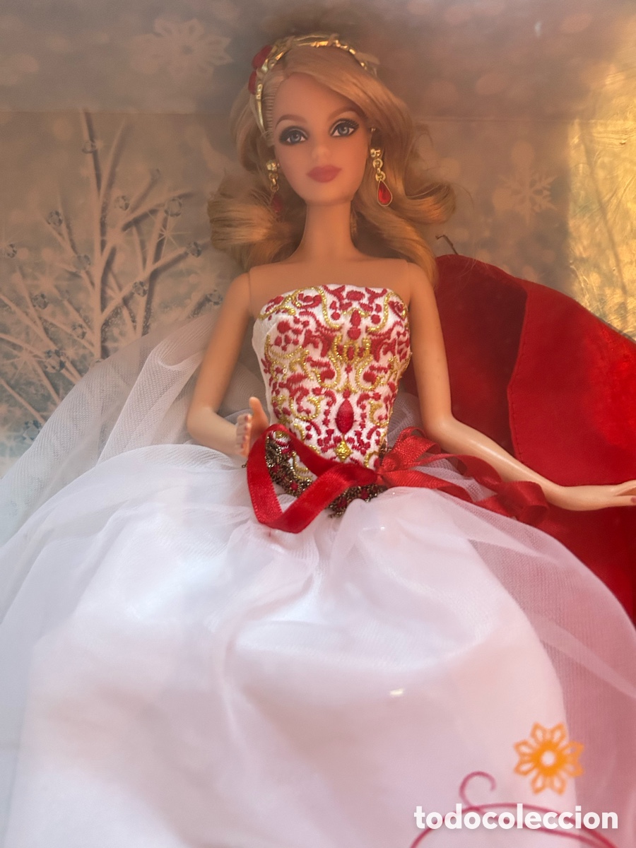 Barbie y Ken: Mu&ntilde;eca Holiday Barbie 2010 - Foto 2