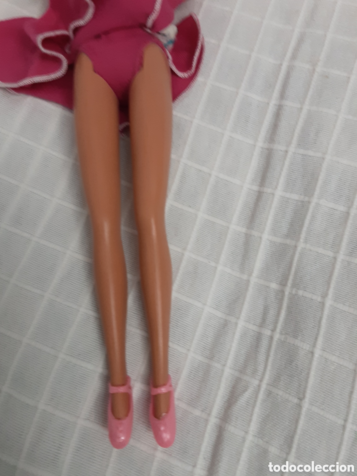 Barbie y Ken: Barbie con ropa a&ntilde;os 90 - Foto 3