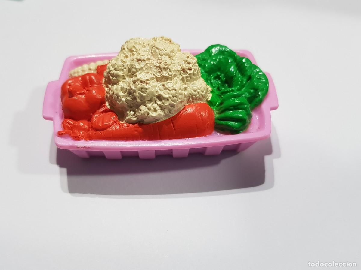 Barbie y Ken: Comida fuente verduras barbie - Foto 1