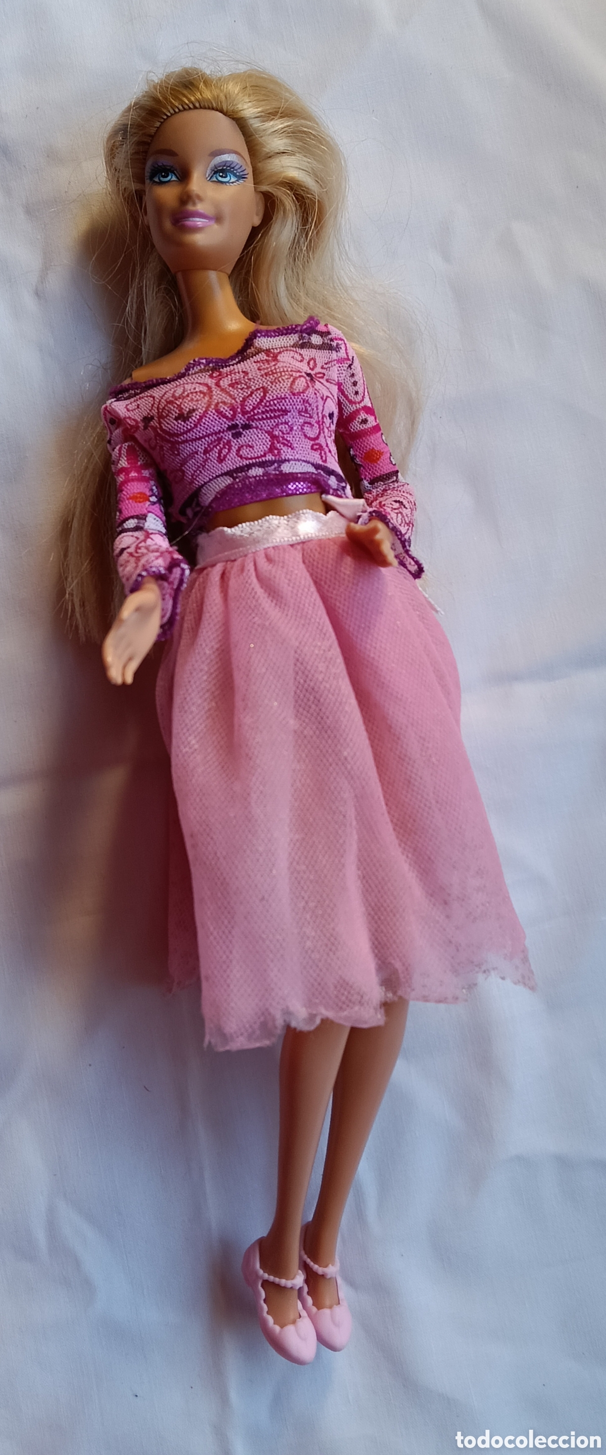 Barbie y Ken: Mu&ntilde;eca articulada Barbie de Mattel - Foto 1