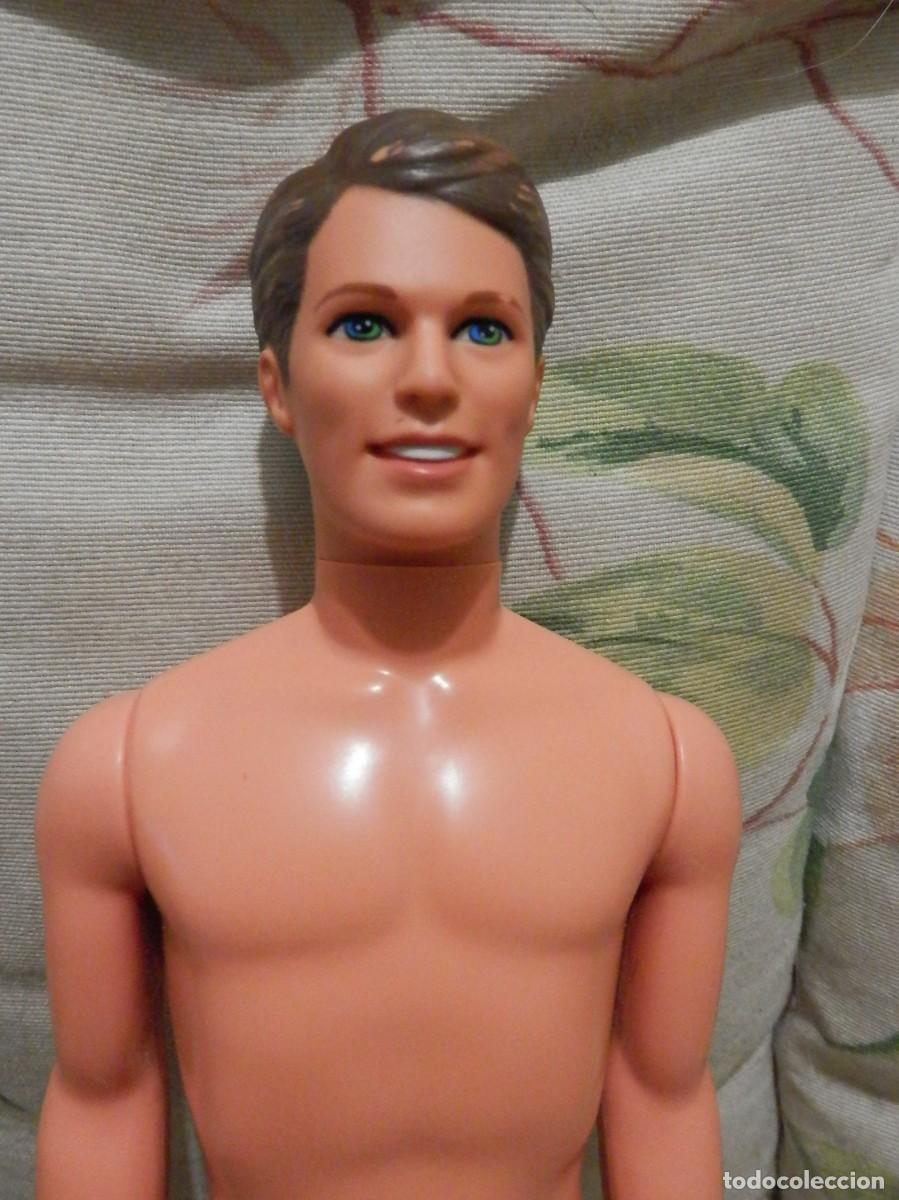 Barbie y Ken: Ken Surf City, sin ropa. - Foto 1