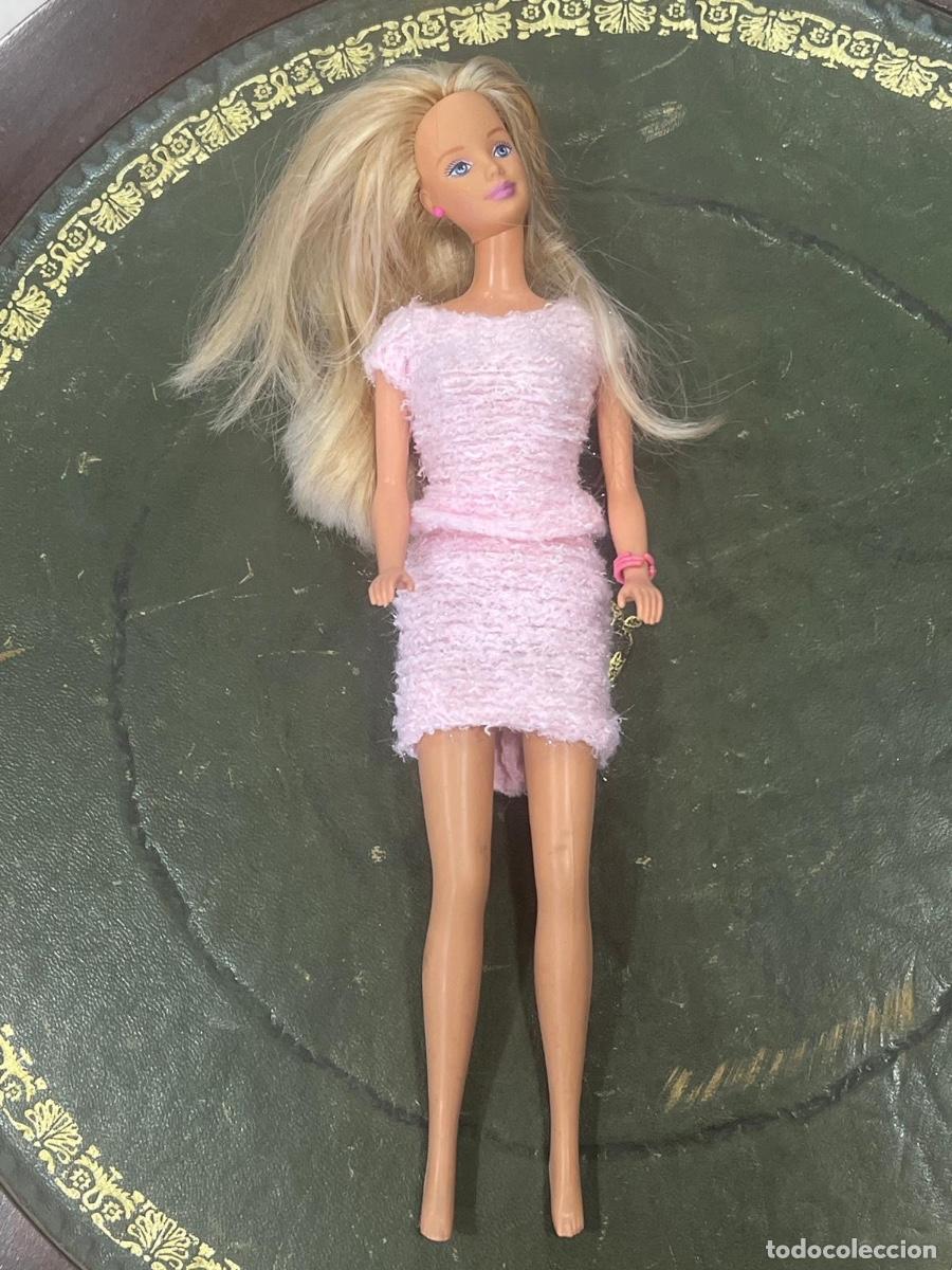Barbie y Ken: Mu&ntilde;eca de barbie antigua - Foto 1
