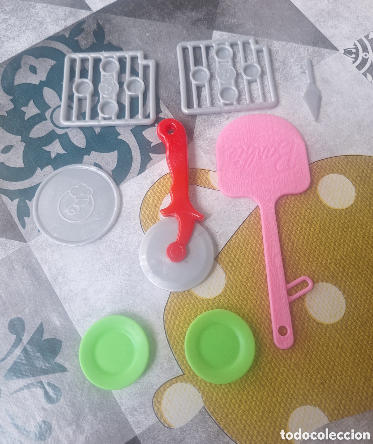 Barbie y Ken: Accesorios pizza mu&ntilde;eca Barbie - Foto 1