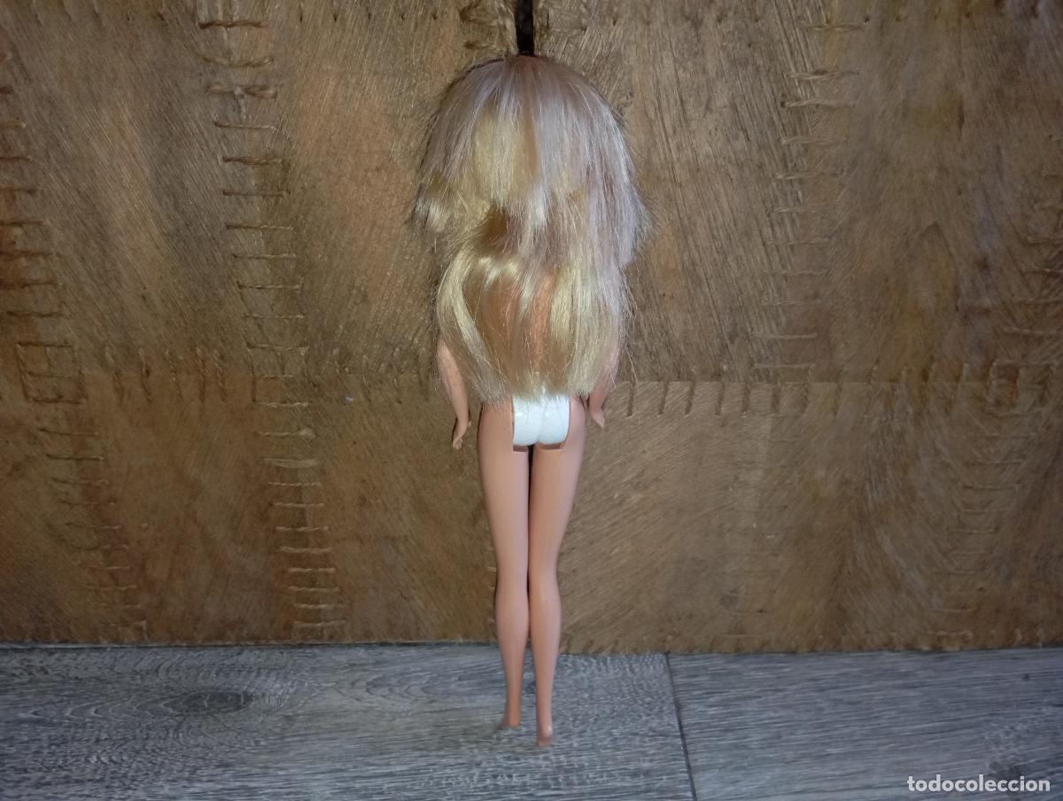 Barbie y Ken: Mu&ntilde;eca Barbie a&ntilde;os 90 con flequillo - Foto 9