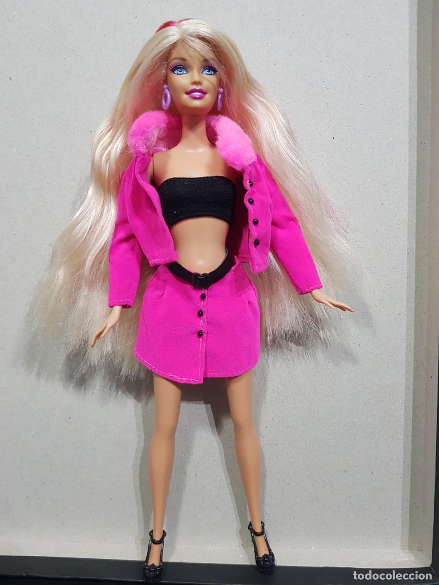 Barbie y Ken: Mu&ntilde;eca Barbie mech&oacute;n rosa - Foto 1