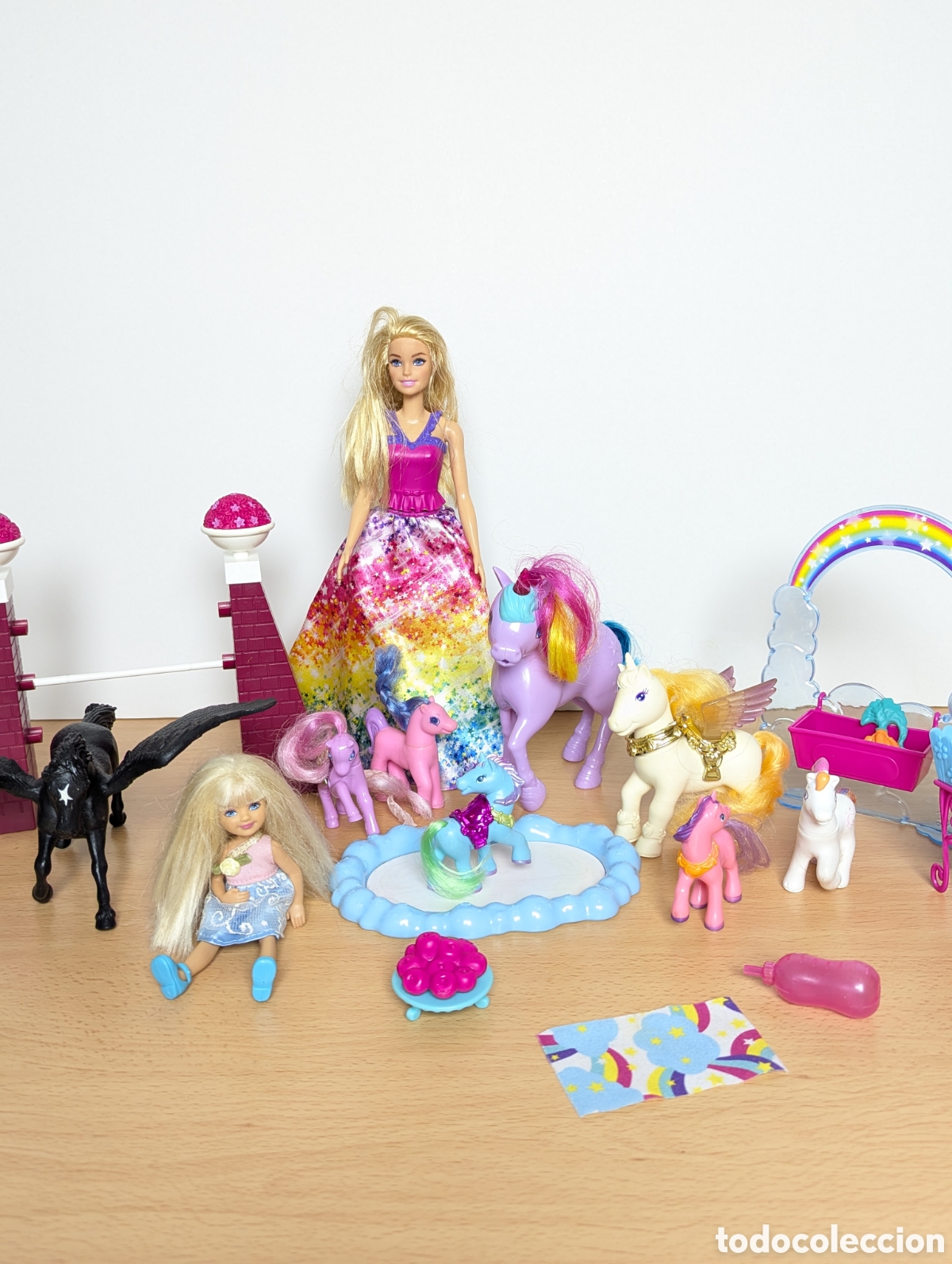 Barbie y Ken: Lote barbie y unicornios - Foto 1