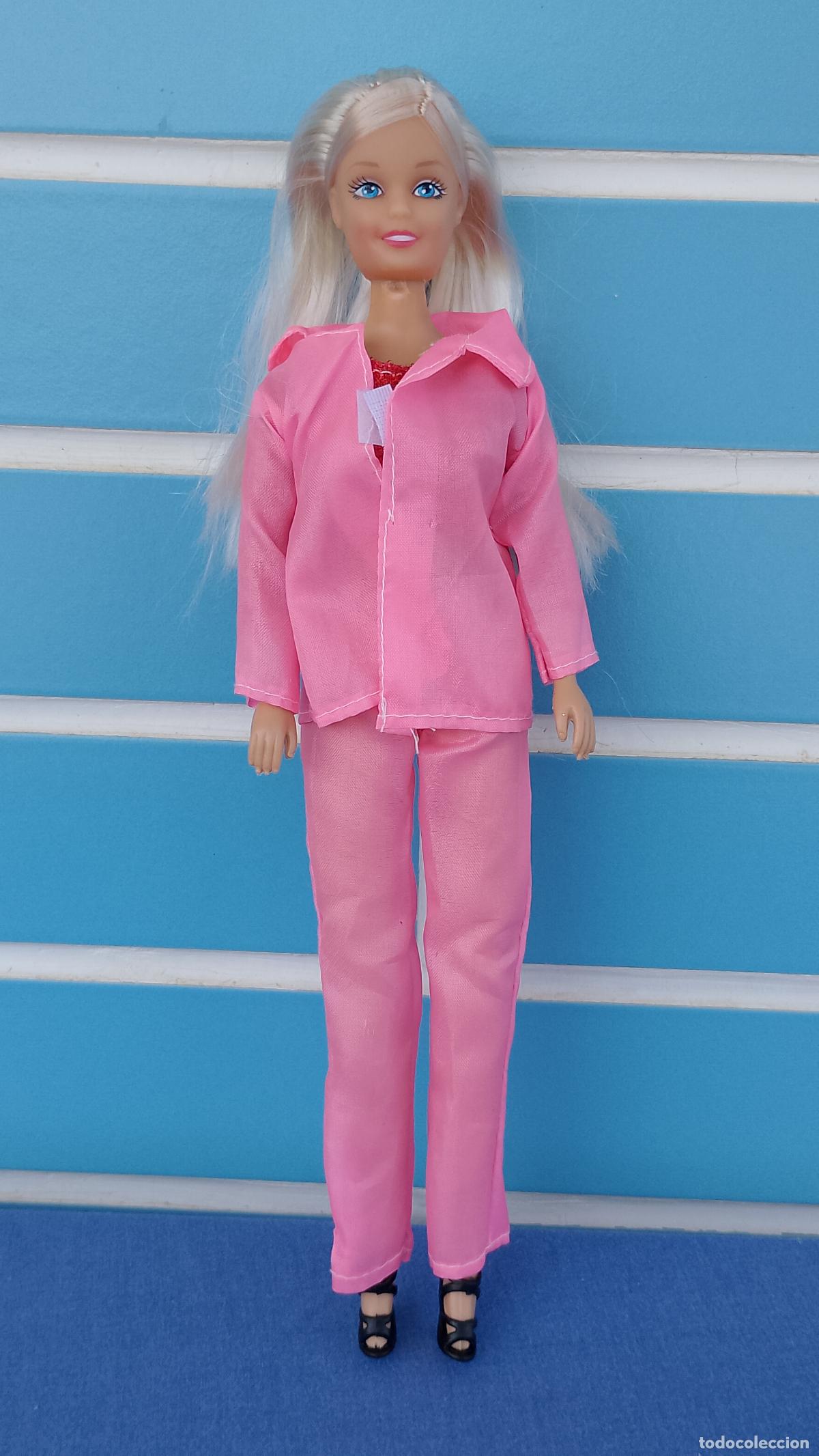 Barbie y Ken: Antigua mu&ntilde;eca clon de Barbie - Foto 1