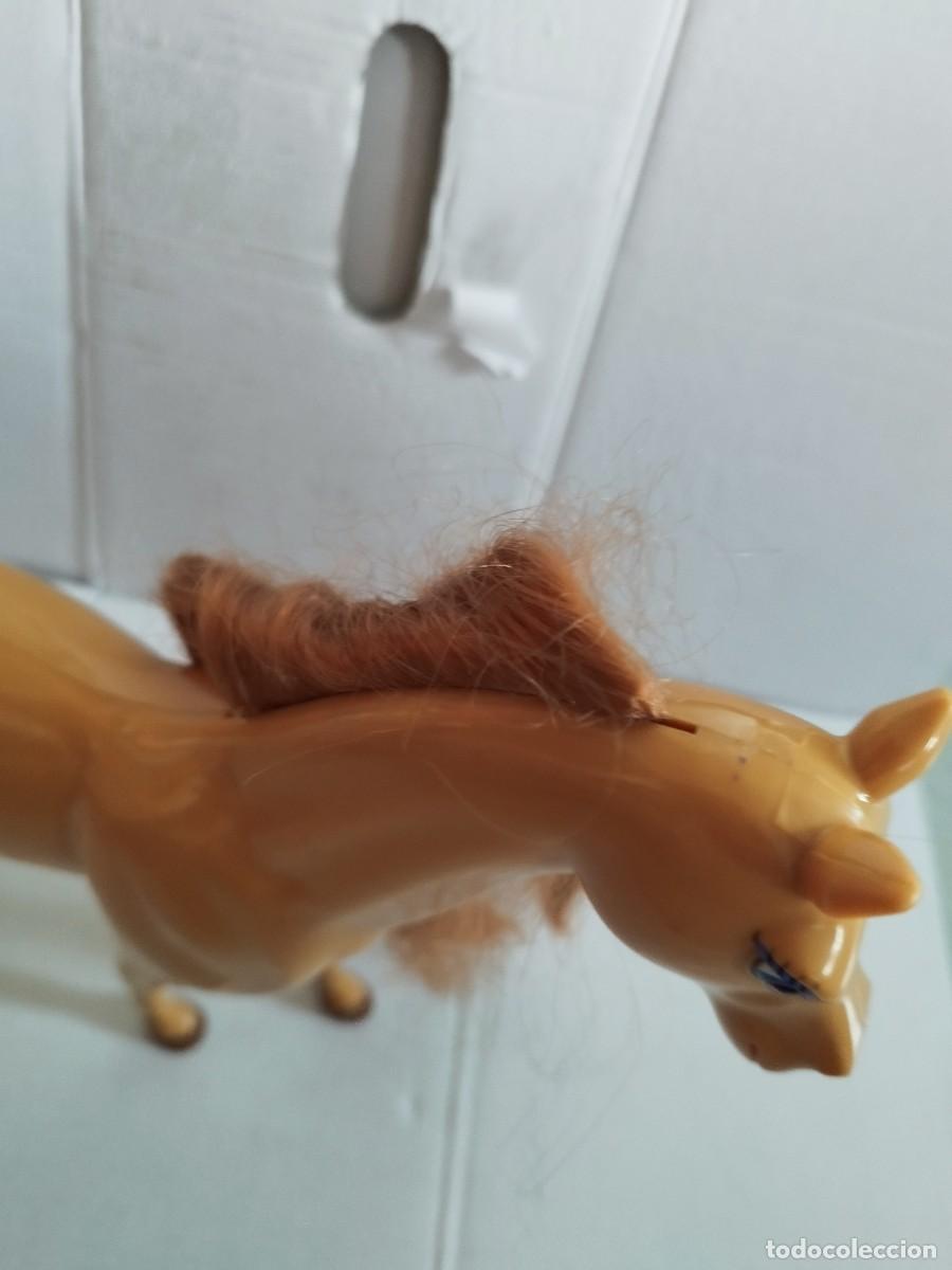 Barbie y Ken: Caballo de juguete, de Barbie? - Foto 9