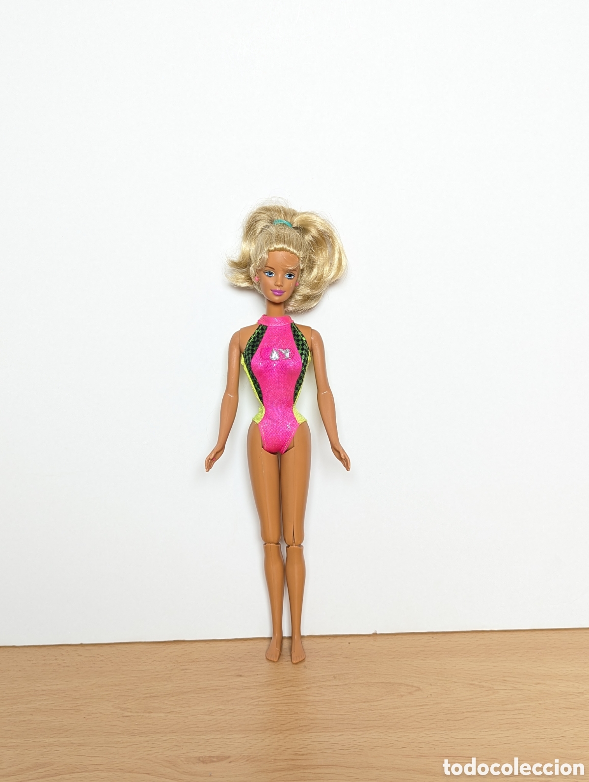 Barbie y Ken: Mu&ntilde;eca Barbie flip n dive - Foto 1