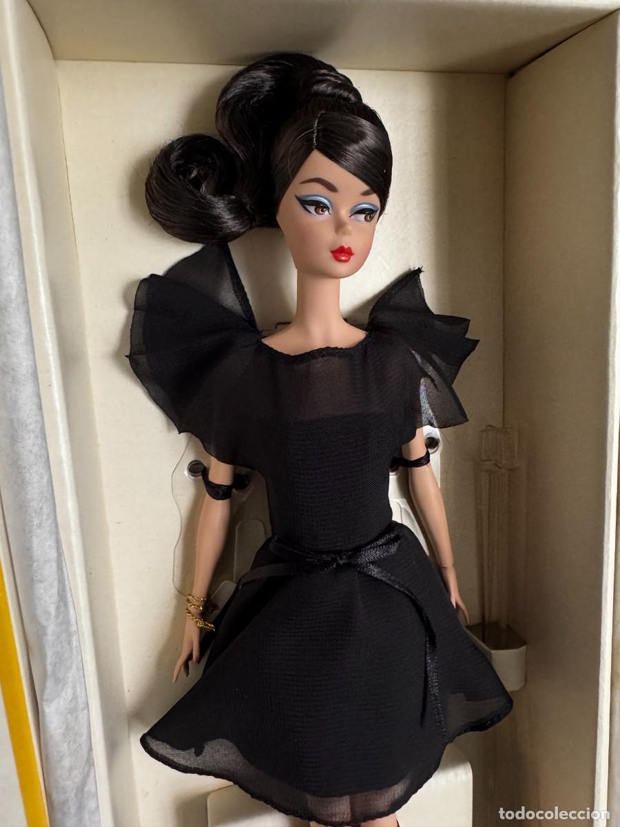 barbie silkstone classic black dress convención Size:large 8- 10Y Long Sleeve Lace Mermaid key Barbie fashion model collection Complete with removable and