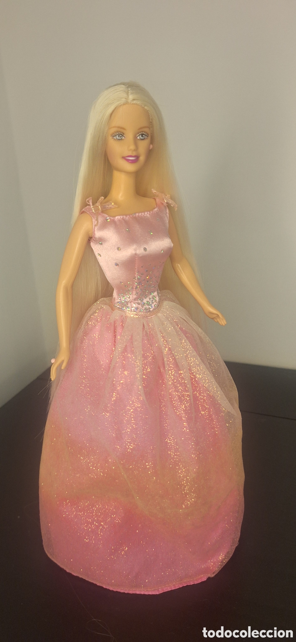 Barbie y Ken: Barbie Rainbow princess - Foto 1