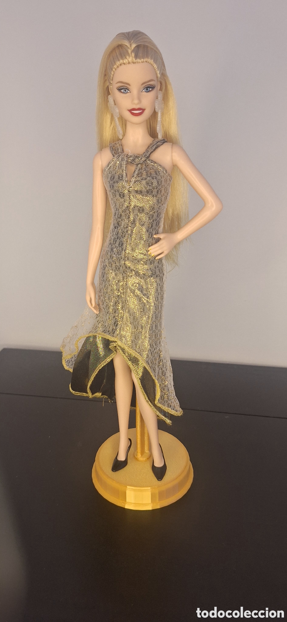 Barbie y Ken: Peana para Barbie model muse - Foto 1