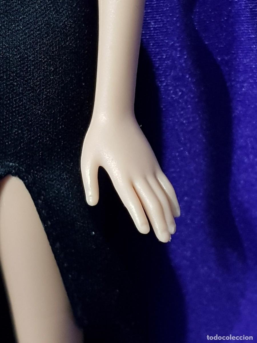 Barbie y Ken: Mu&ntilde;eca barbie vestida - Foto 3