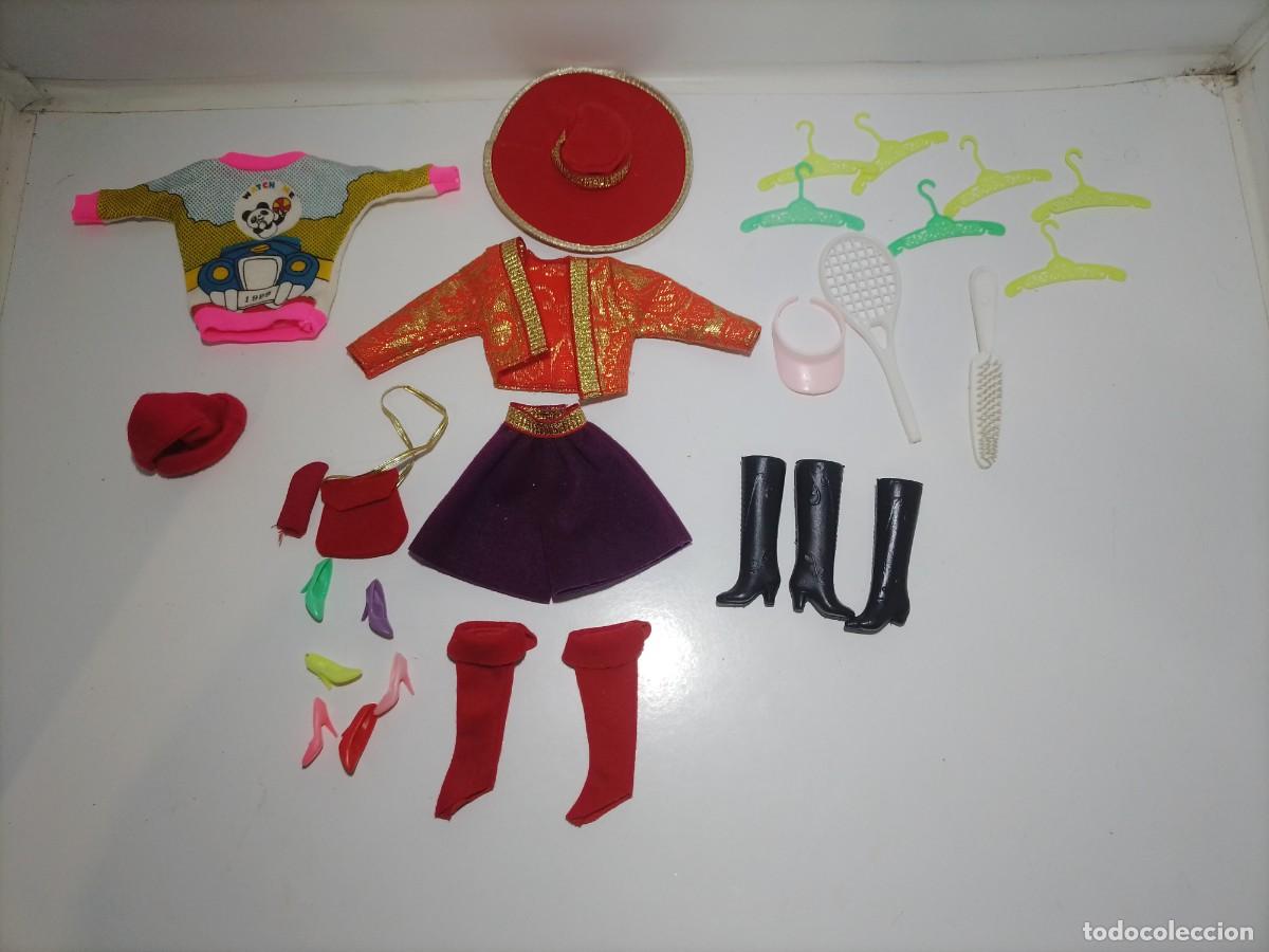 Barbie y Ken: lotede ropa de mu&ntilde;eca antigua barbie - Foto 2