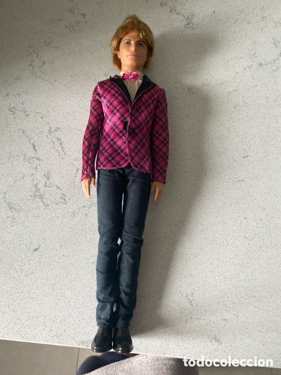 Barbie y Ken: Mu&ntilde;eco Ken marca Mattel - Foto 1