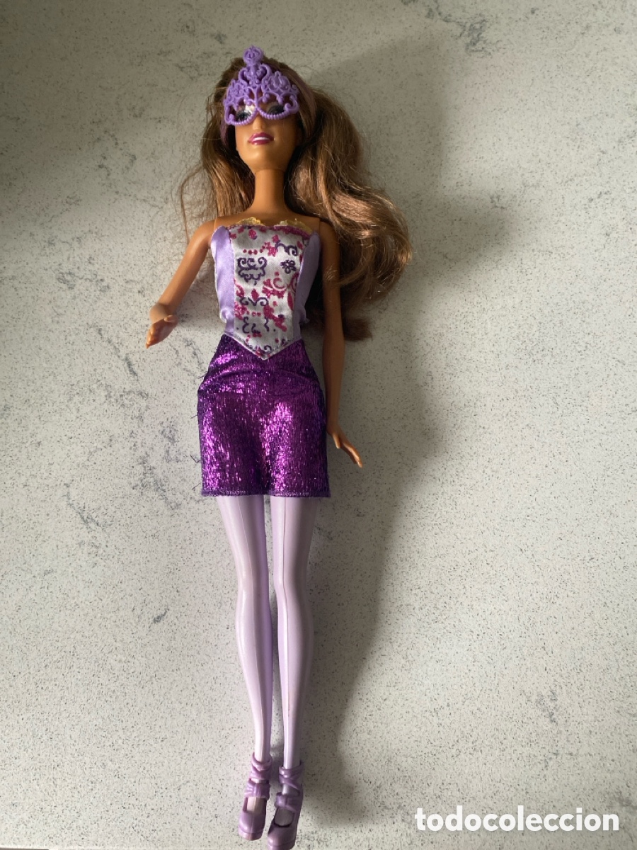 Barbie y Ken: Mu&ntilde;eca Barbie Viveca marca mattel - Foto 1