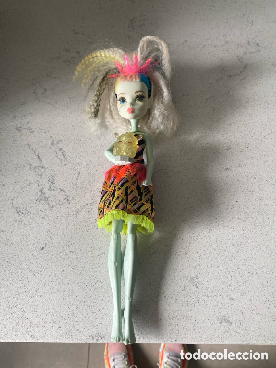 Barbie y Ken: Mu&ntilde;eca Monster High marca mattel - Foto 1