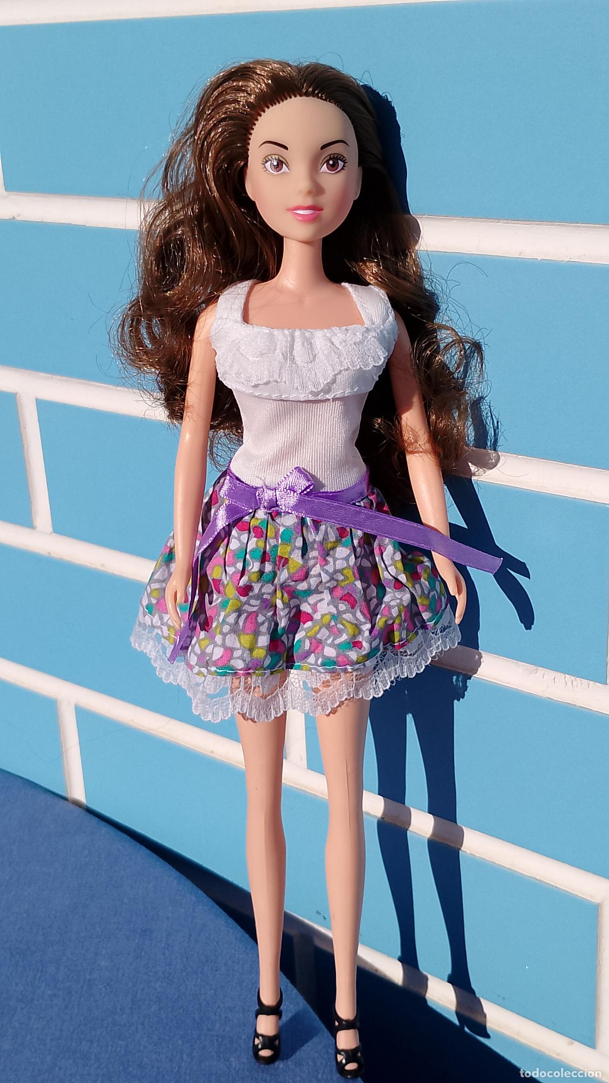 Barbie y Ken: Antigua mu&ntilde;eca Violetta de Disney Simba - Foto 1