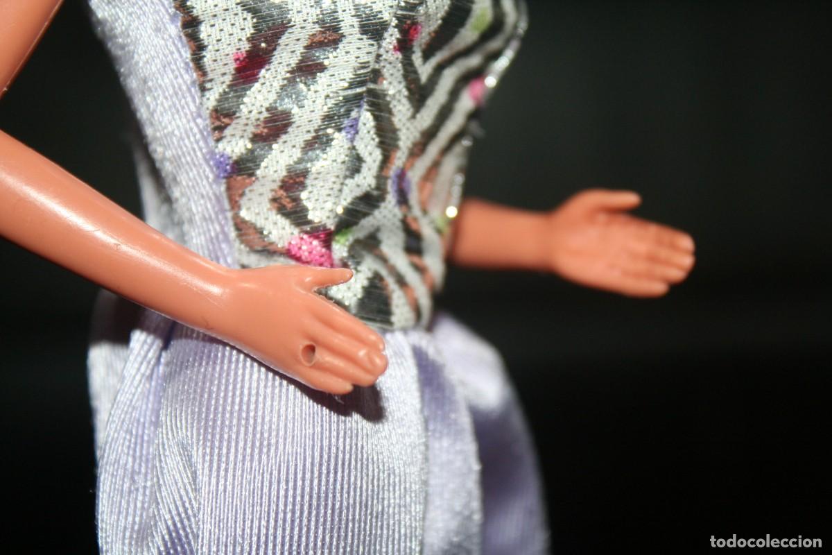Barbie y Ken: mu&ntilde;eca barbie spain ropa original - Foto 2