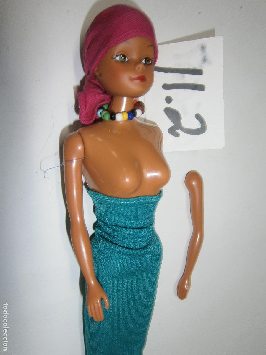 Barbie y Ken: ANTIGUA MU&Ntilde;ECA BARBIE - Foto 2