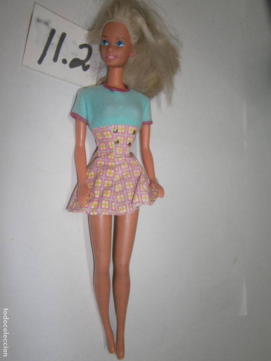 Barbie y Ken: ANTIGUA MU&Ntilde;ECA BARBIE - Foto 1