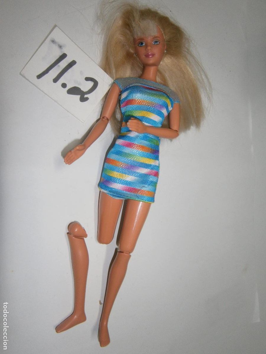 Barbie y Ken: ANTIGUA MU&Ntilde;ECA BARBIE - Foto 1