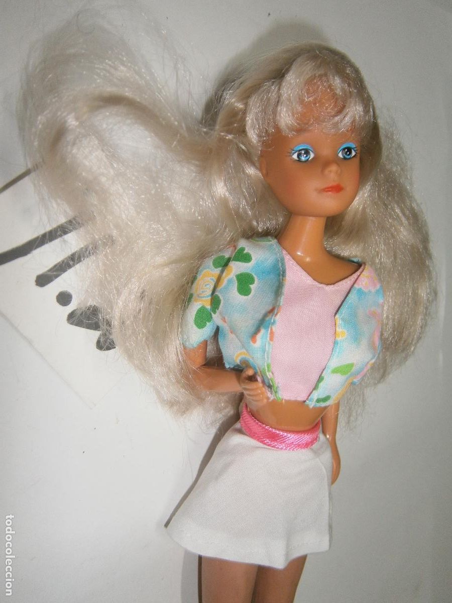 Barbie y Ken: ANTIGUA MU&Ntilde;ECA BARBIE - Foto 2