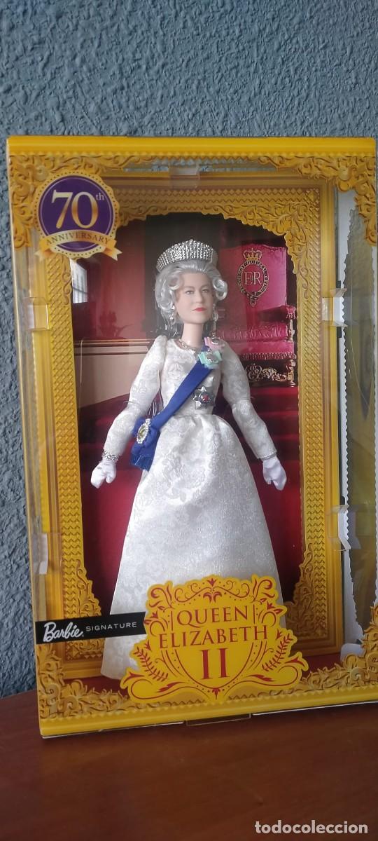 Barbie y Ken: BARBIE QUEEN ELIZABETH II - Foto 2