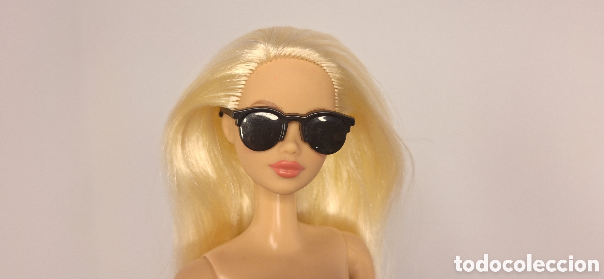 Barbie y Ken: gafas de sol validas para Barbie - Foto 1