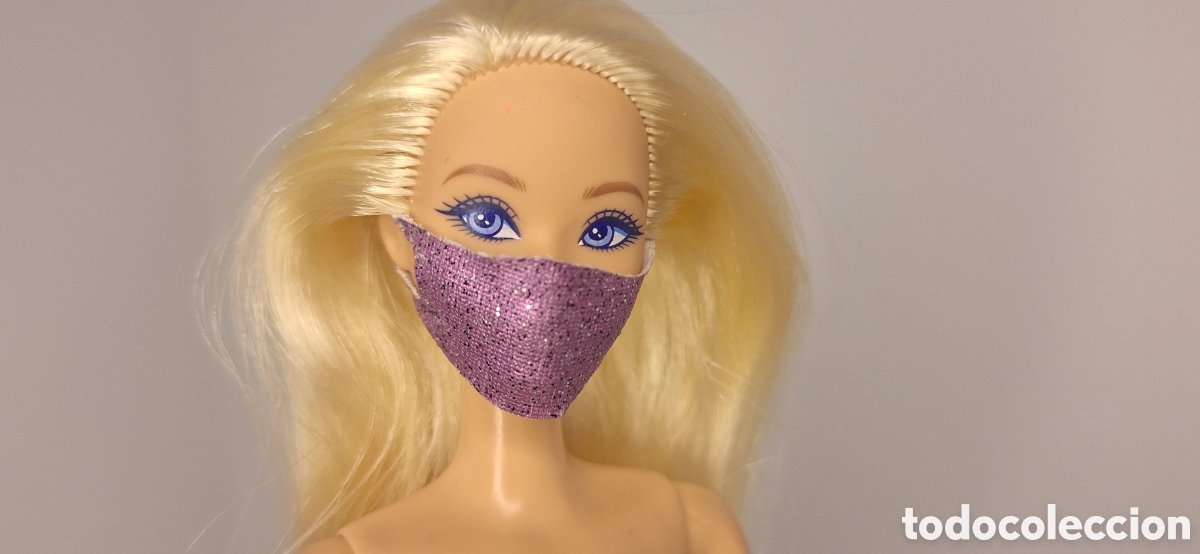 Barbie y Ken: mascarilla valida para barbie - Foto 1