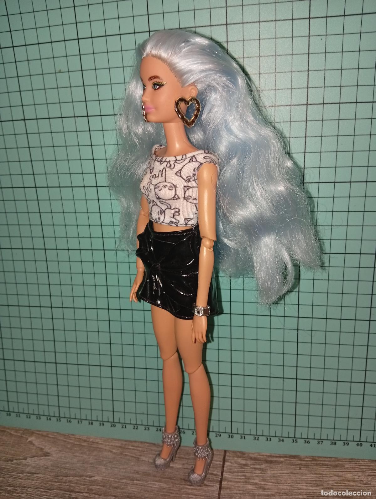 Barbie y Ken: Mu&ntilde;eca Barbie extra Deluxe pelo azul - Foto 8