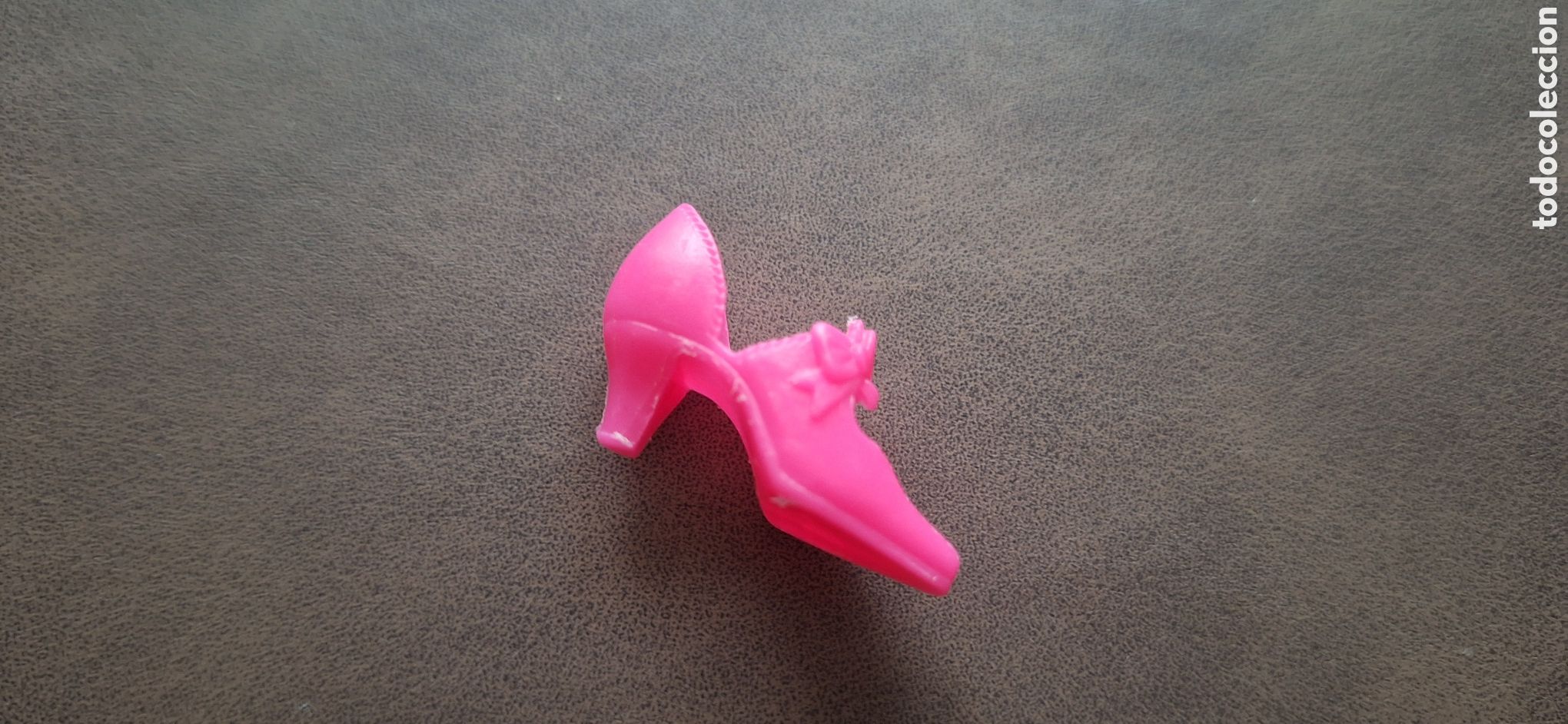 Barbie y Ken: zapato Sindy clon de Barbie - Foto 1