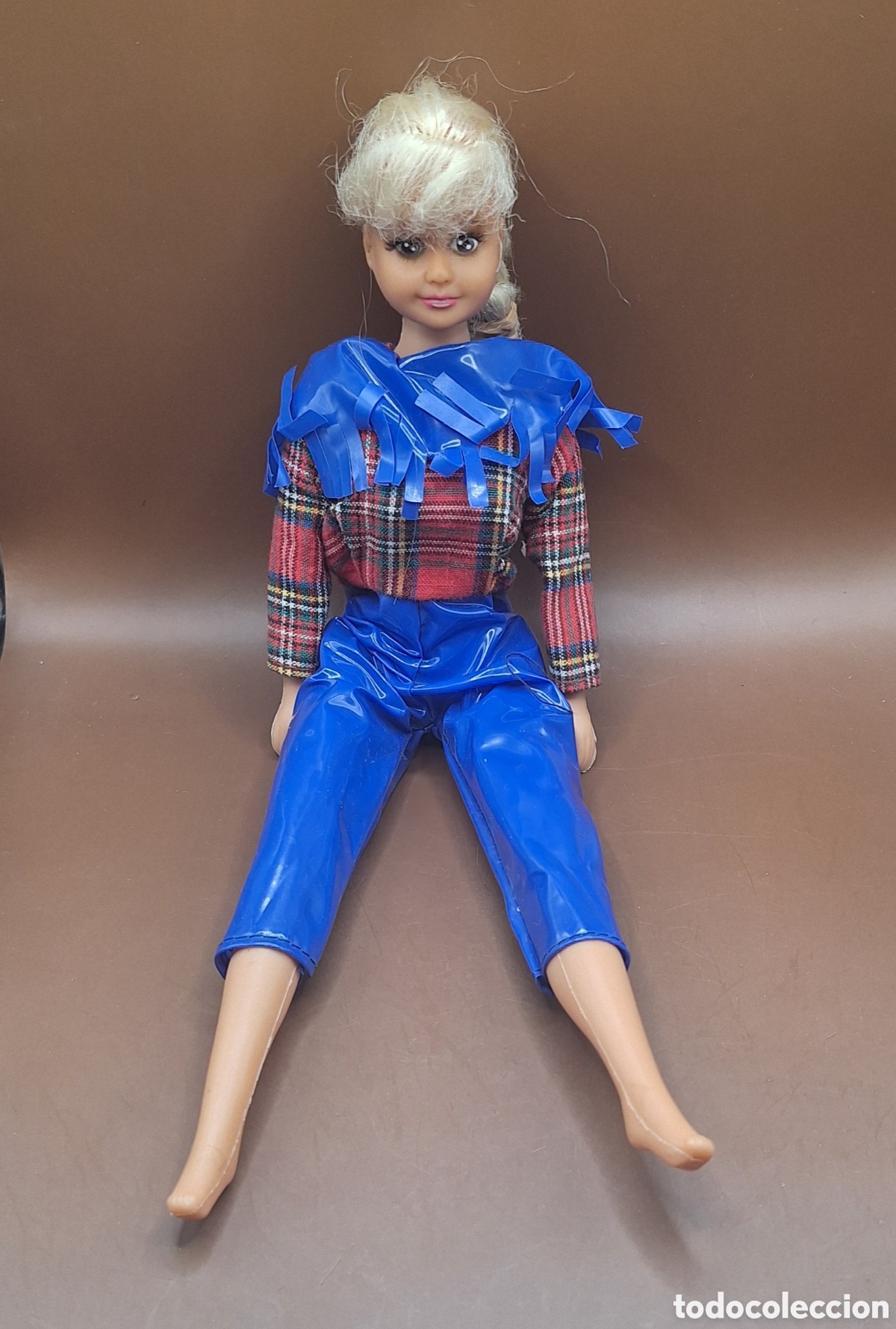 Barbie y Ken: Antigua Mu&ntilde;eca Tipo Barbie - Foto 1