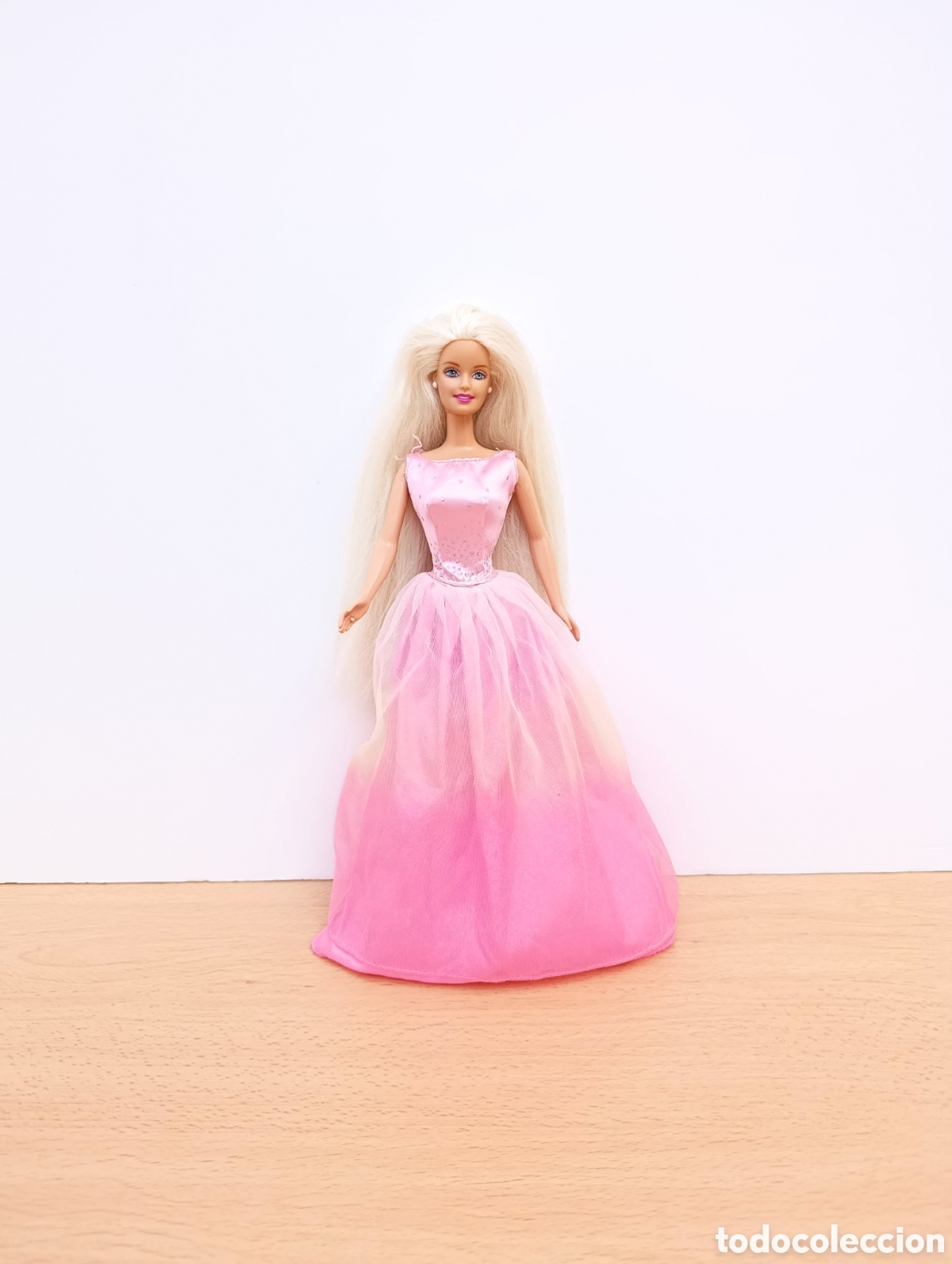 Barbie y Ken: Barbie rainbow princess 1999 - Foto 1