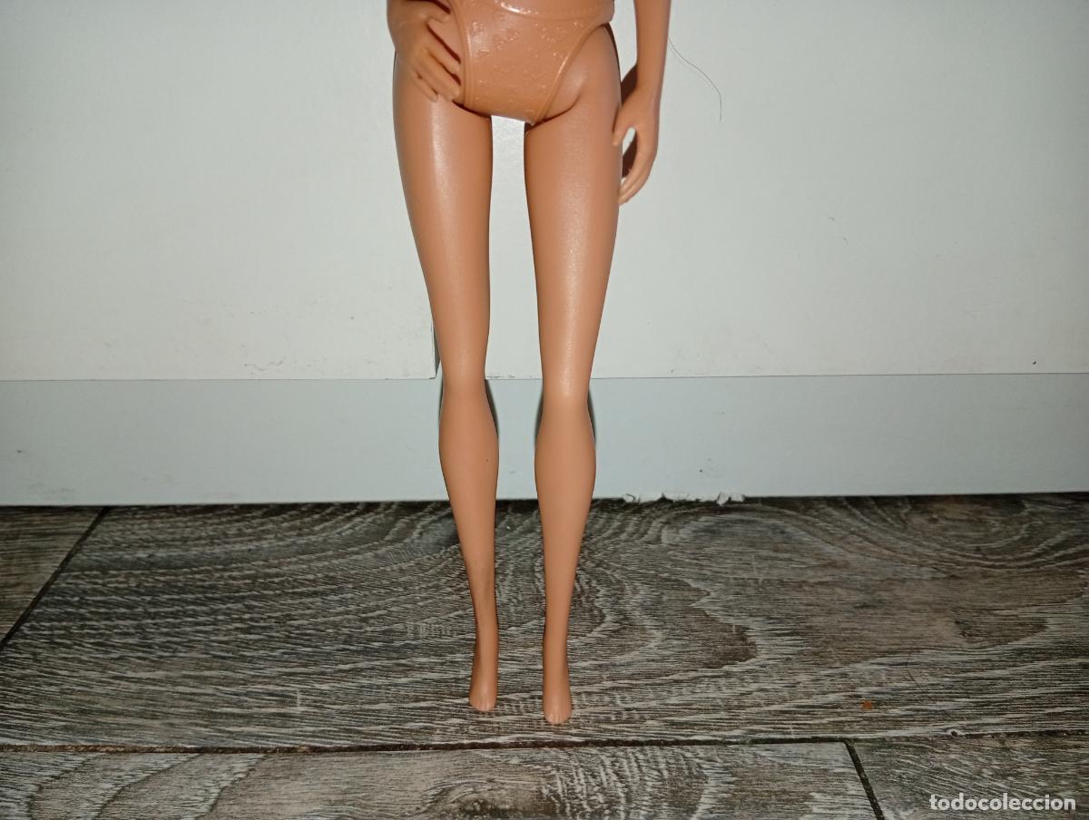 Barbie y Ken: Mu&ntilde;eca Barbie model rubia - Foto 5