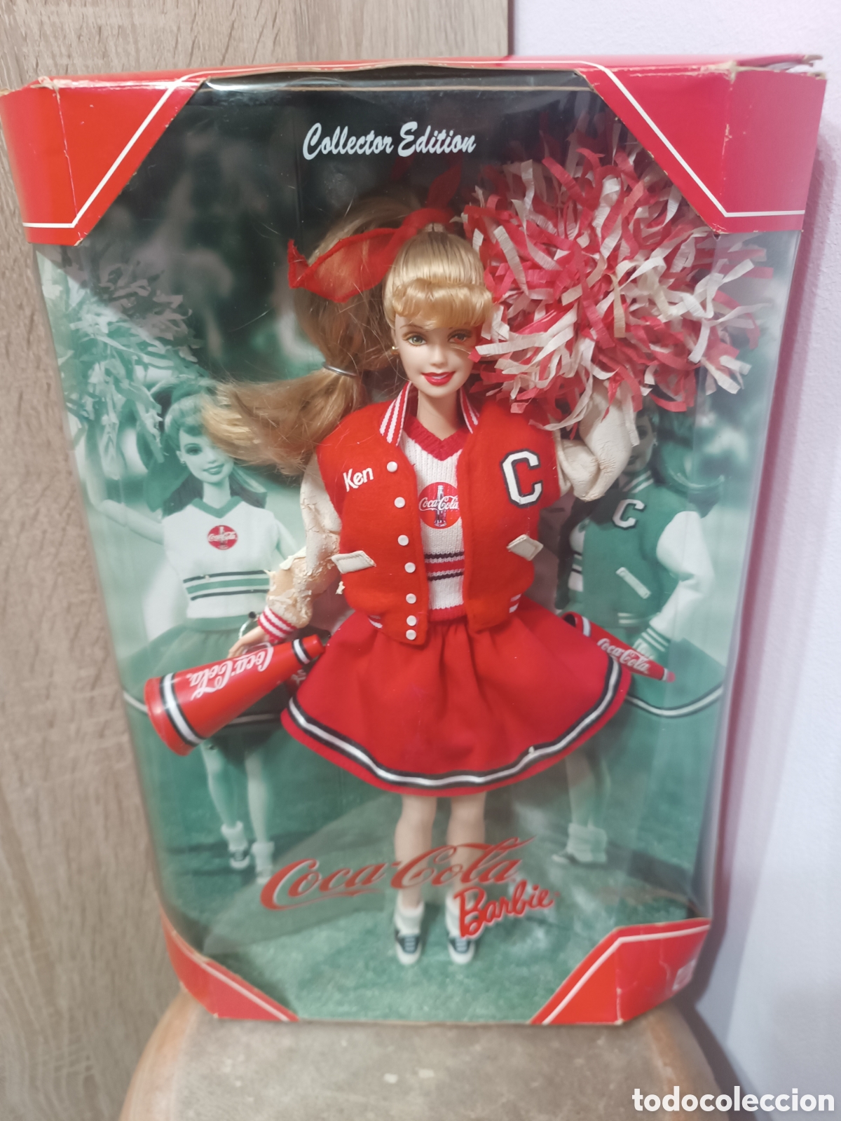 Barbie y Ken: Mu&ntilde;eca Barbie Coca-cola