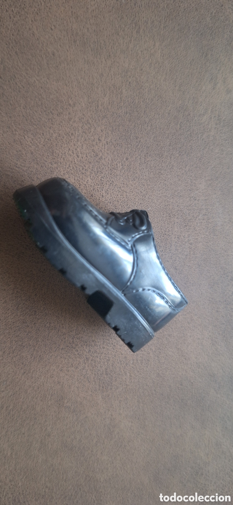 Barbie y Ken: zapato ken a&ntilde;os 90 desparejado