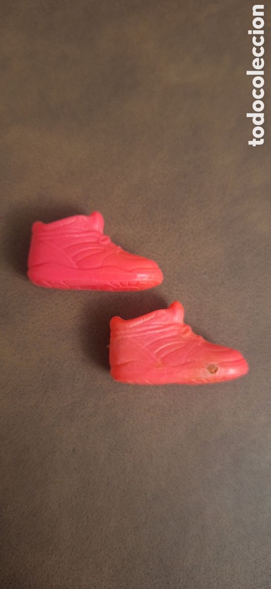 Barbie y Ken: zapatillas barbie working out